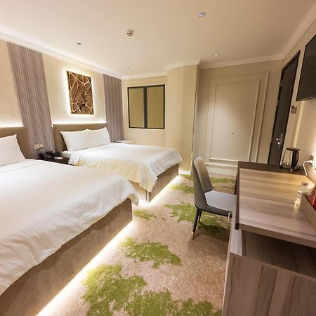 Phuoc Hung 3 Hotel Vĩnh Long Eksteriør billede