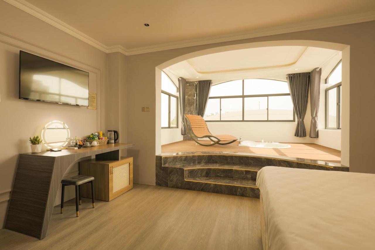 Phuoc Hung 3 Hotel Vĩnh Long Eksteriør billede